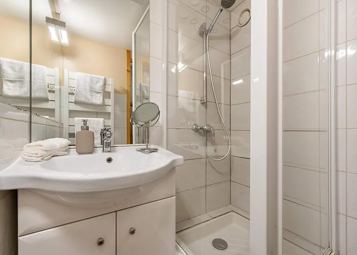 In Heart Of Val Thorens, In-out With Wifi فال تورُن